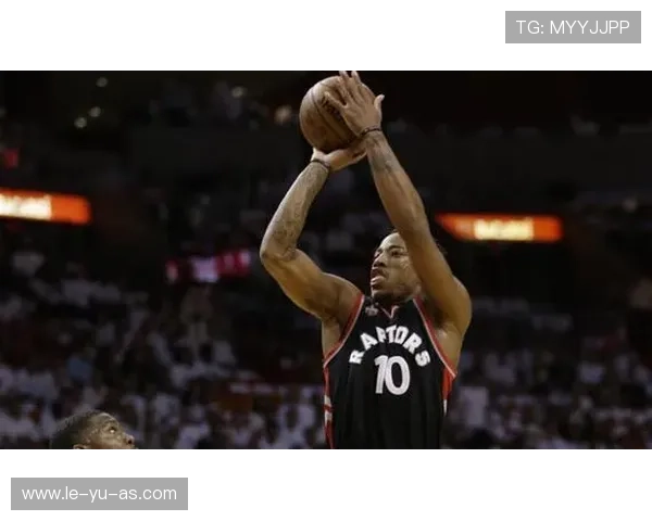 德罗赞中距离命中率领跑联盟,精准投篮成赛季亮点