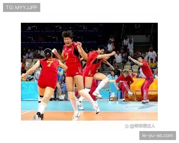 娜塔莉·考夫林雅典2004奥运会辉煌时刻：泳池传奇的诞生