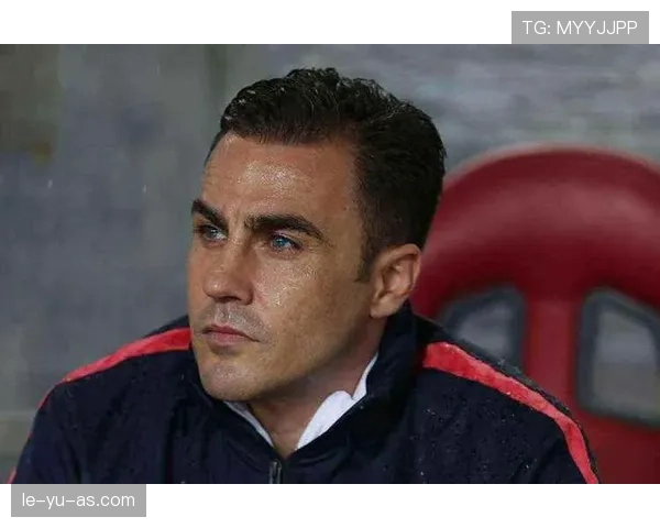 雷吉纳主帅战术革新引领球队逆袭,球迷热议未来前景