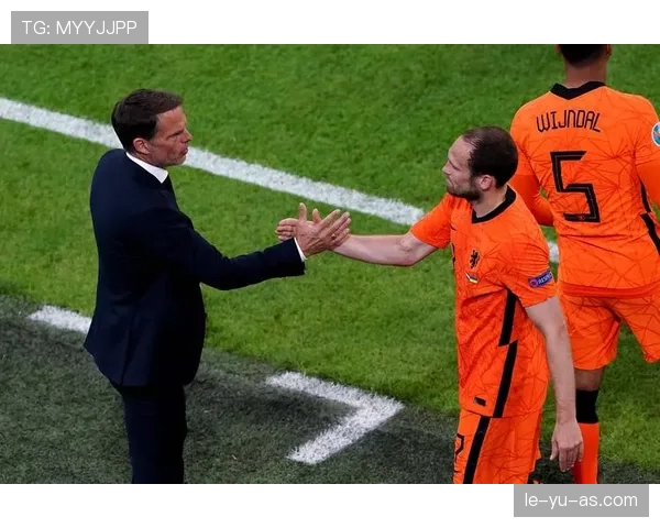 足球巨匠再现辉煌：细数克鲁伊夫生涯关键时刻