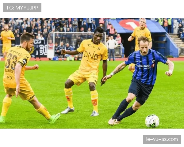 莱比锡中路渗透战术惊艳足坛，或引领攻势足球新潮流