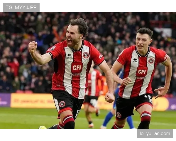 英超新星琼斯状态火热，助南安普顿力克强敌锁定胜局