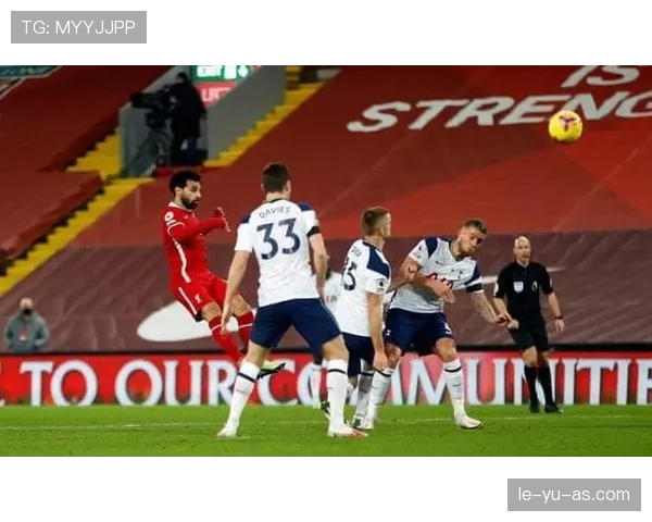 阿利松荣膺PFA年度最佳奖项，状态火热持续领跑赛场