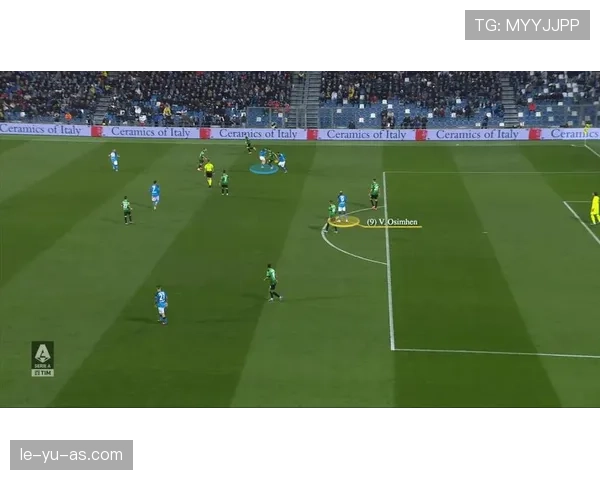 奥斯梅恩高空统治力与头球能力解析 奥斯梅恩高空统治力与头球能力解析